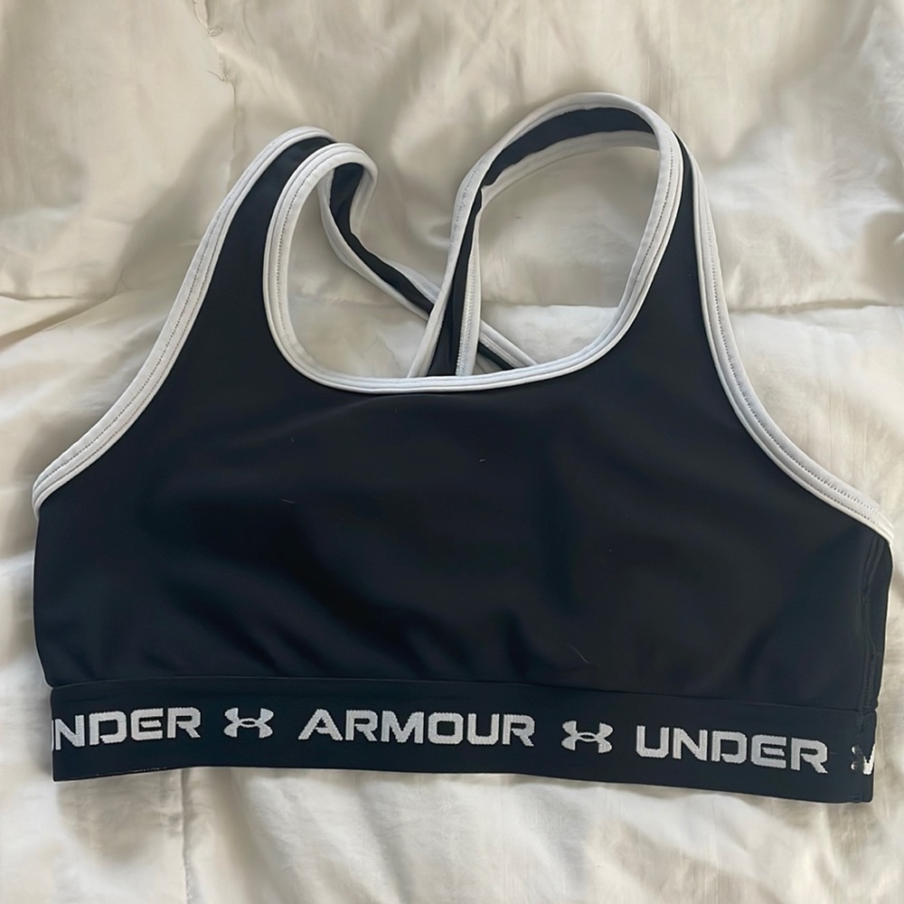 Like new girls Under Armour black and white cross back sports bra size large